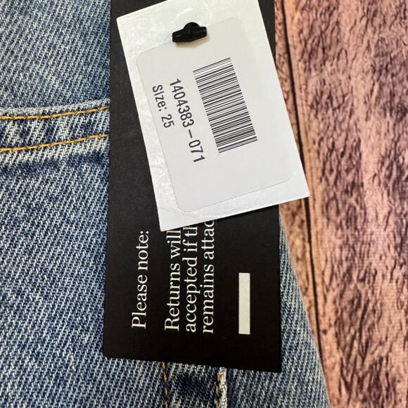 Toteme Blue Ankle & Cropped Jeans - Picture 12 of 12